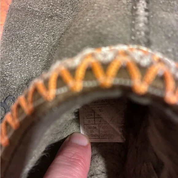 UGG Tasman Slippers Burnt Olive Suede Slippers with Tan Trim Size 6 - Picture 7 of 7